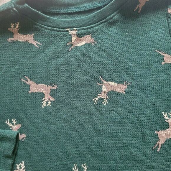 Old Navy Green Waffle Knit Deer Tee - Picture 3 of 5
